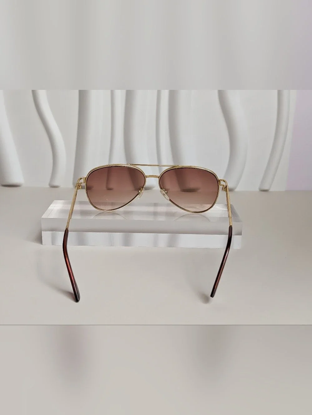 Gold Frame Pink Gradient Aviator Sunglasses